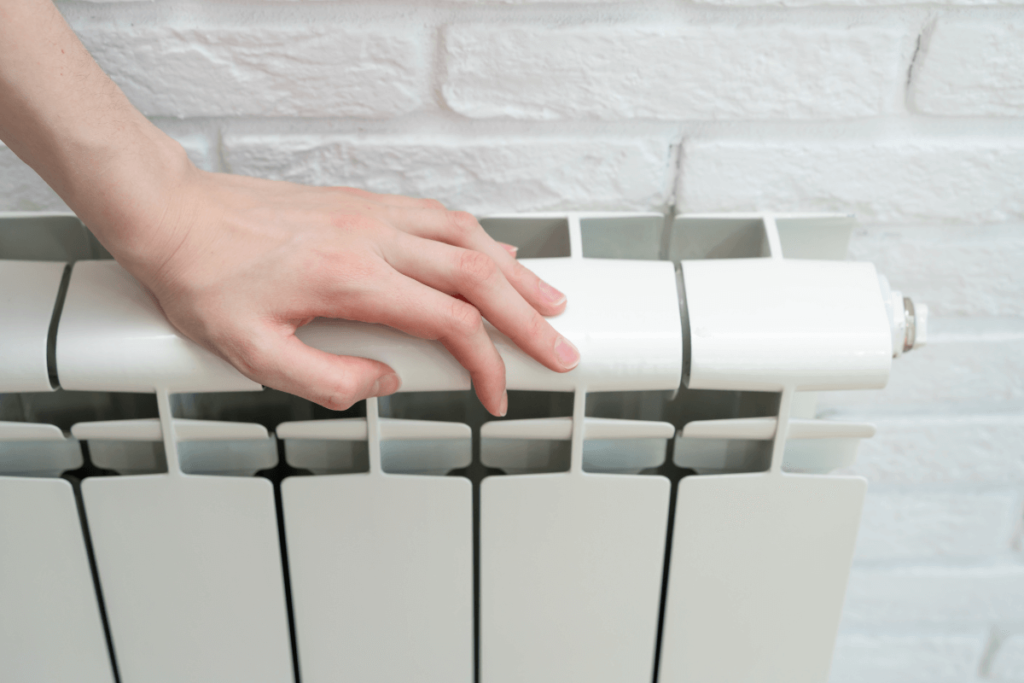 Piso radiante elétrico ou hidráulico? Entenda as diferenças entre eles